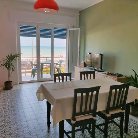Fronte Mare Apartment Marzocca di Senigallia